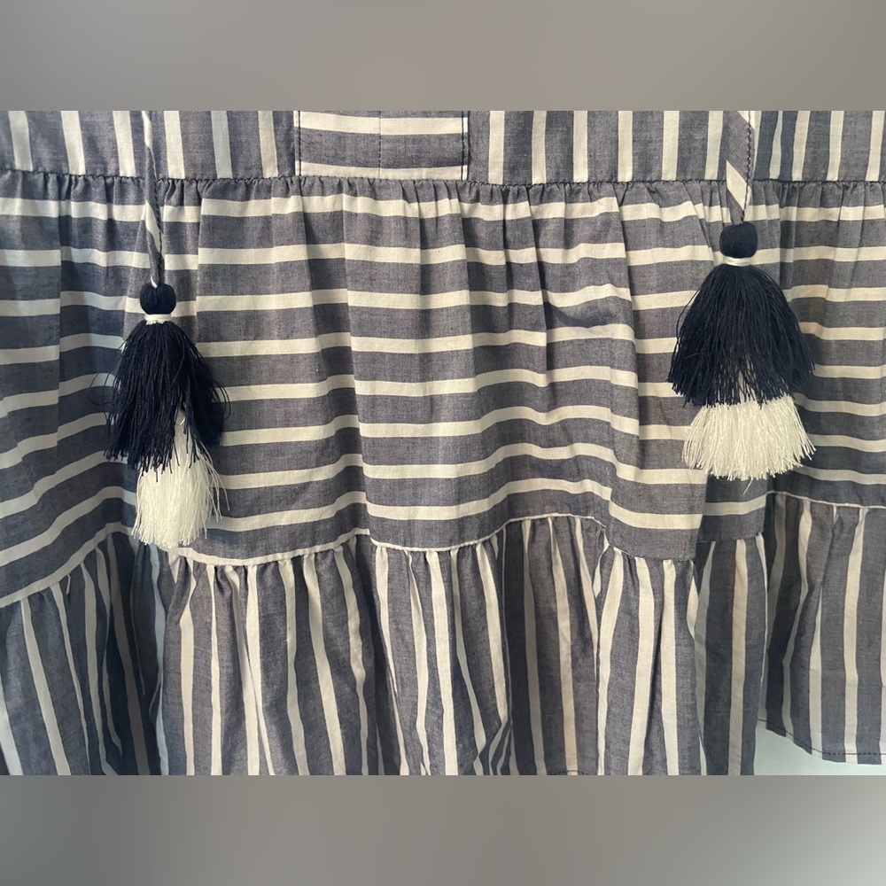 Vineyard Vines Women’s Sz Medium striped tiered layered top NWOT - Picture 3 of 6